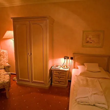 Sonnenhotel Amtsheide 4* باد بيفينسون